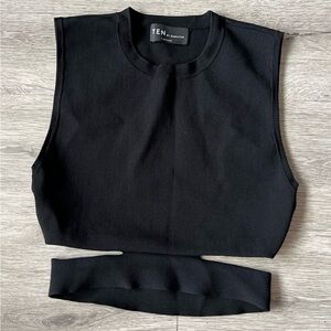 ARITZIA Babaton Black Sleeveless Crop Top
